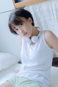 年轻善良大胸女2